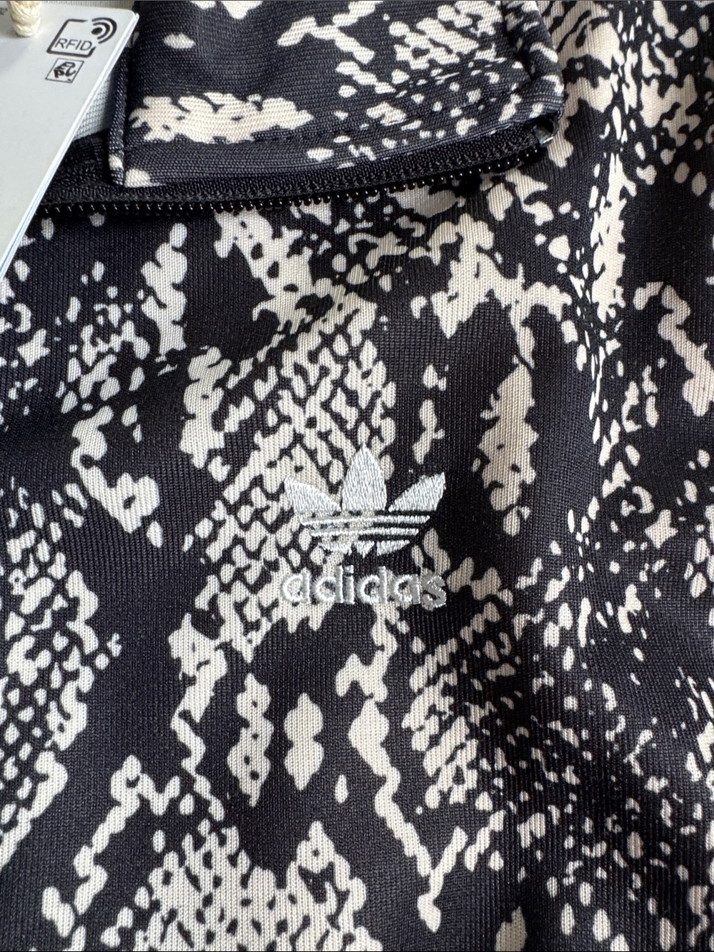 Adidas Trefoil Snake-Print Zip Track Jacket in Black & Cream (Size S) - Picture 4 of 12